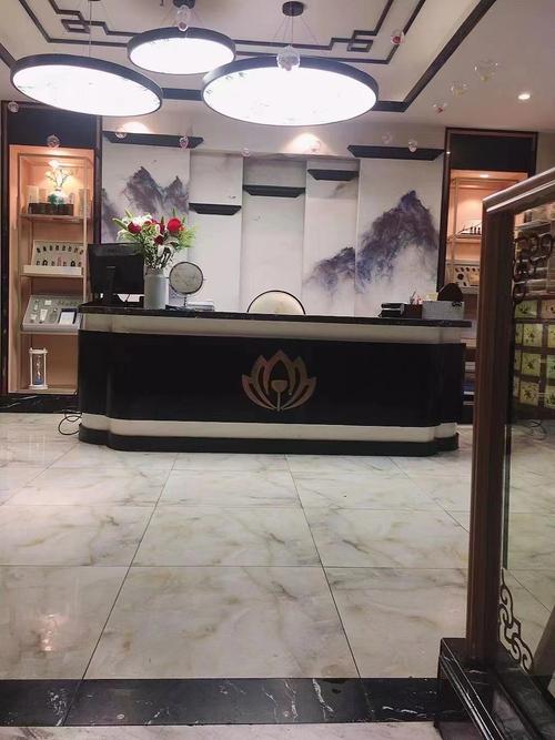 剛好住在這個附近剛好肩頸不舒服看到美團有雅璇美容肩頸這個項目來