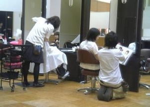 關理發(fā)老店別關掉工匠精神